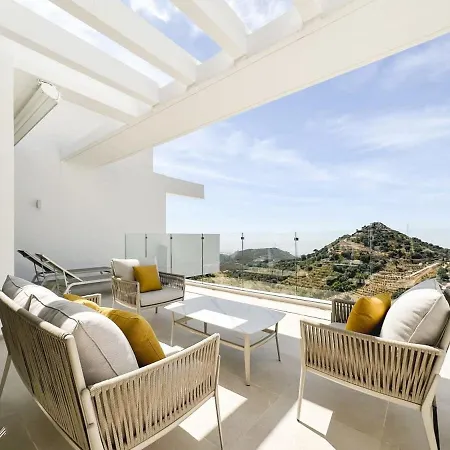 Luxury Palo Alto Ocean Views Apartment