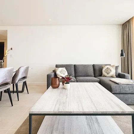 Luxury Palo Alto Ocean Views Apartment