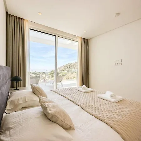 Apartment Luxury Palo Alto Ocean Views